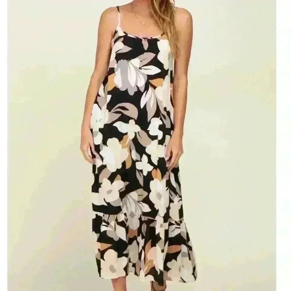 NWT PinkBlush Maternity Maxi Dress Sleeveless Grey Floral Sheer Overlay Size L - Picture 7 of 7